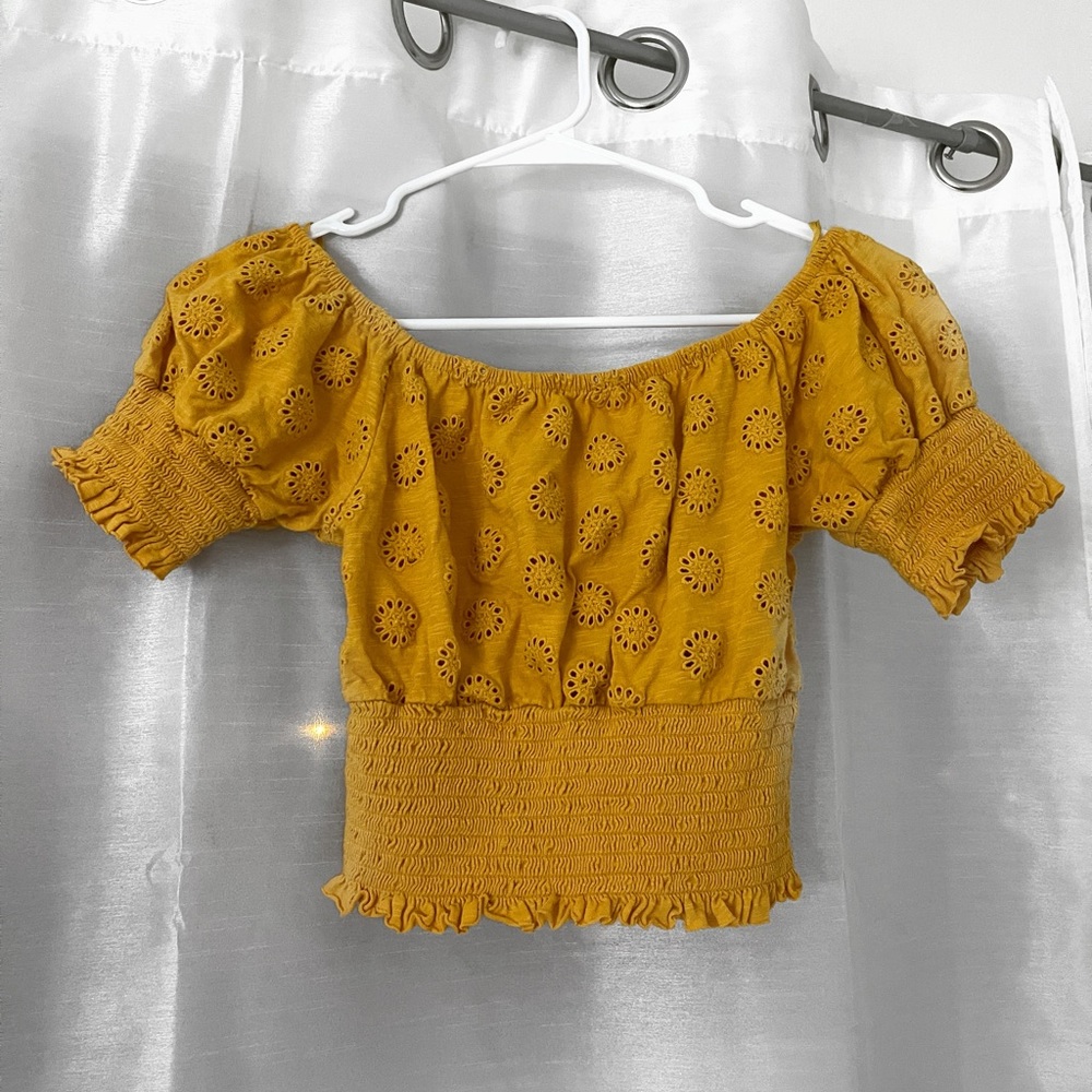 Cute Floral Ruched Orange Yellow Summer Top 💛